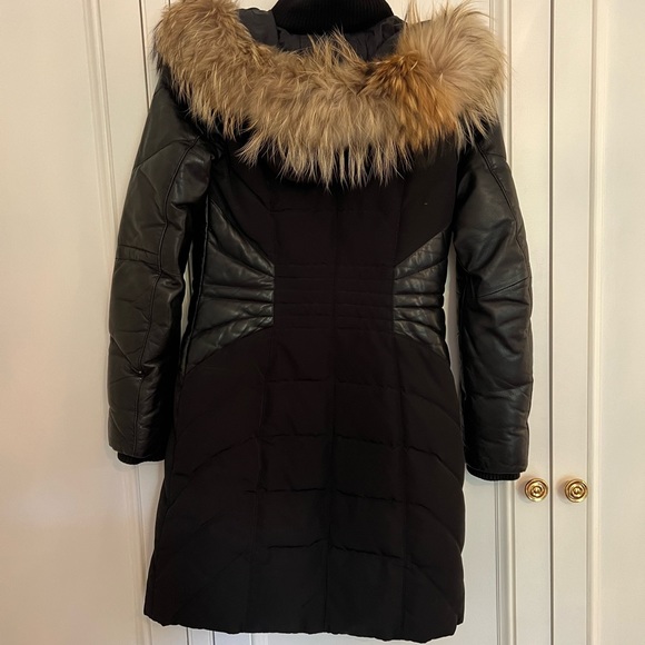 Danier Down Jacket - Picture 6 of 12